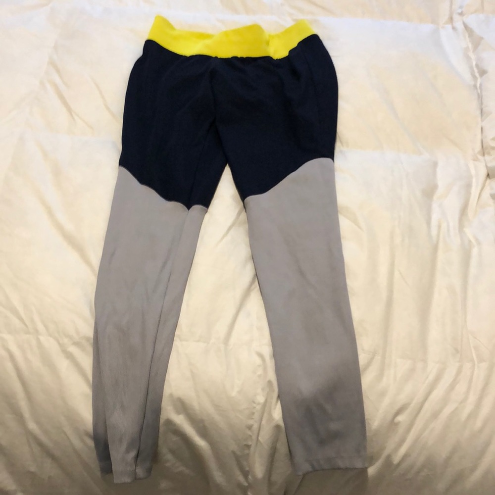 Under armour leggings